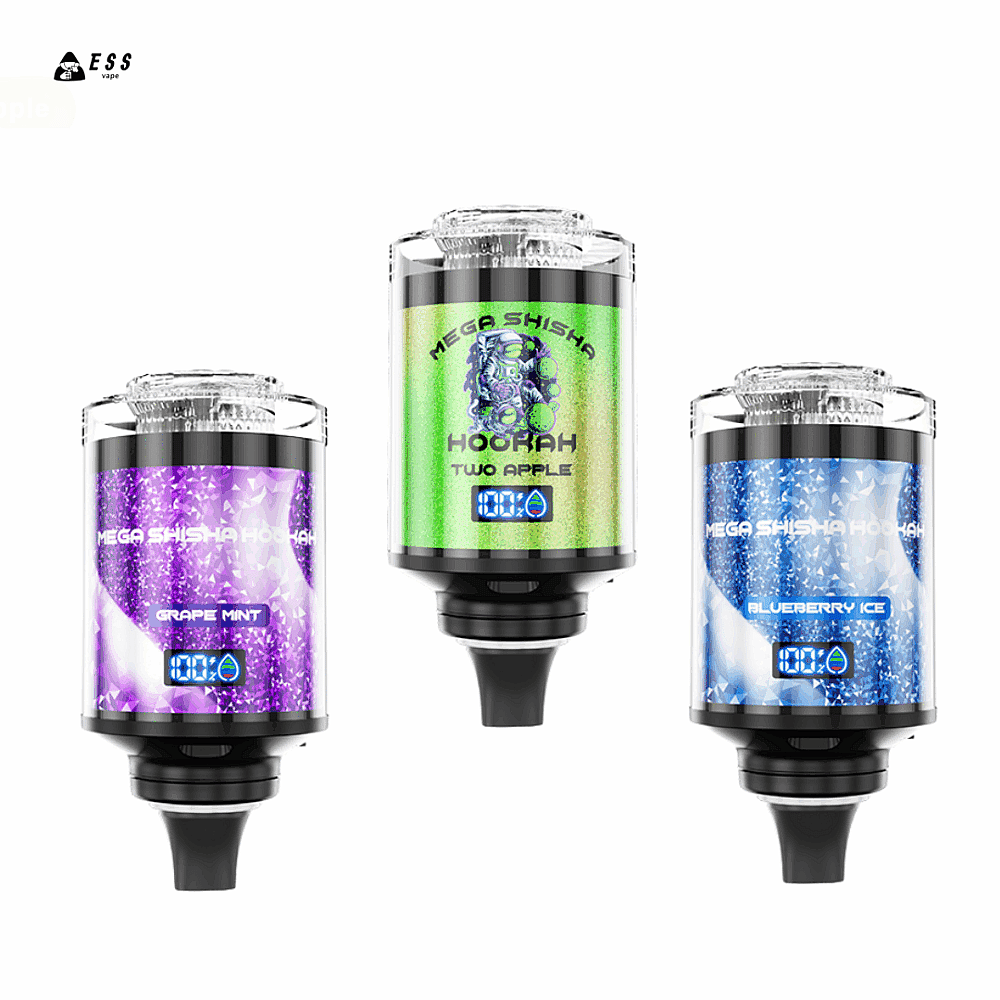 Drei Vape-Kartuschen mit den Aufschriften „Grape Mint“, „Two Apple“ und „Blueberry Ice“ mit farbenfrohen Designs und einer digitalen Anzeige für den Flüssigkeitsstand, angeordnet in einer dreieckigen Formation auf weißem Hintergrund.