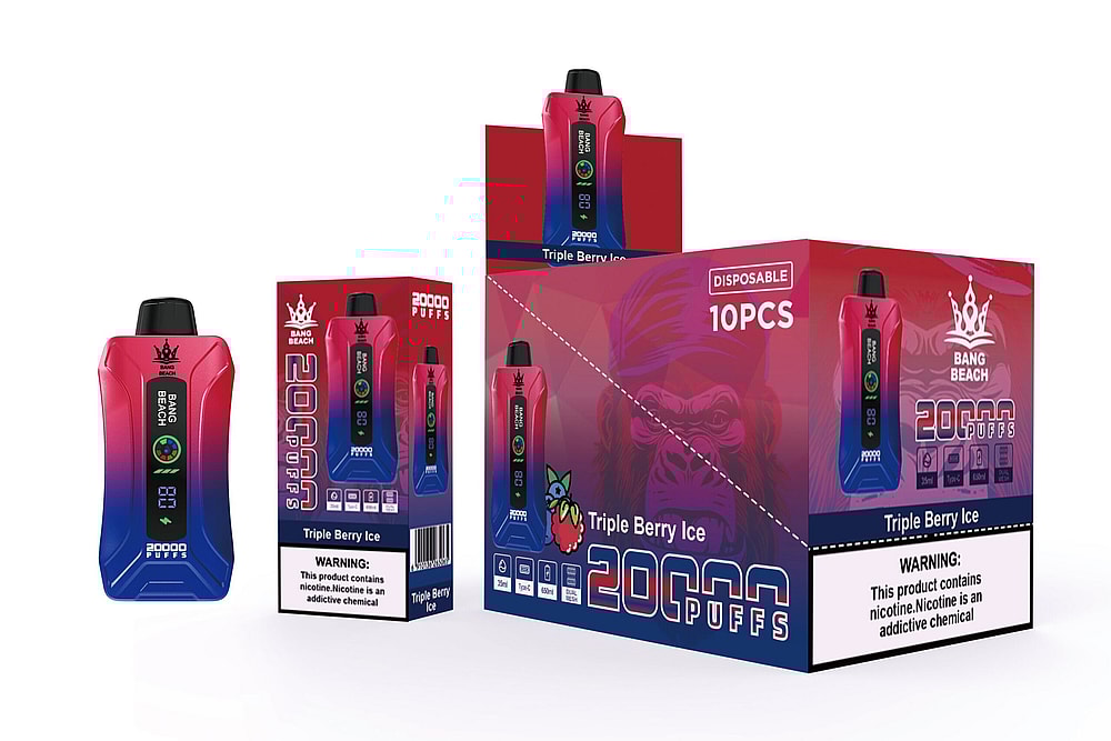 Esposizione di dispositivi per svapare usa e getta Bang Beach con aroma "Triple Berry Ice", con 20.000 boccate e un avviso sulla dipendenza da nicotina.