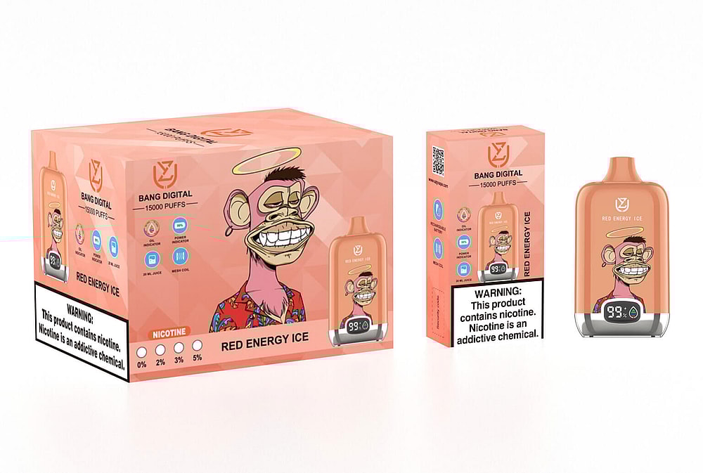 Una scatola e una confezione di una sigaretta elettronica "Bang Digital" raffiguranti un'illustrazione di una scimmia e l'etichetta "Red Energy Ice, 15000 boccate", con opzioni di intensità di nicotina e avvertenze sanitarie sulla nicotina.