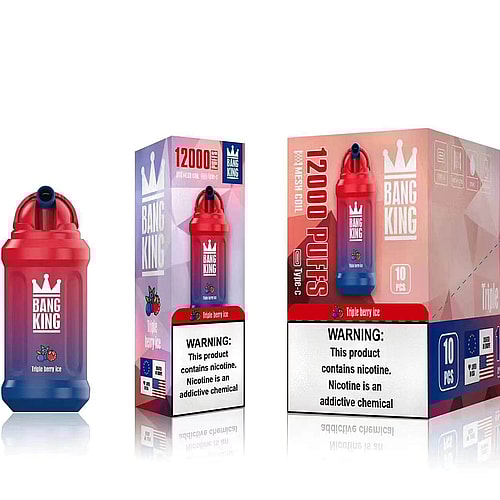 Dispositivo per svapare Bang King nel gusto "Triple Berry Ice", dotato di 12.000 boccate, bobina a rete e ricarica Type-C, esposto insieme alla confezione.