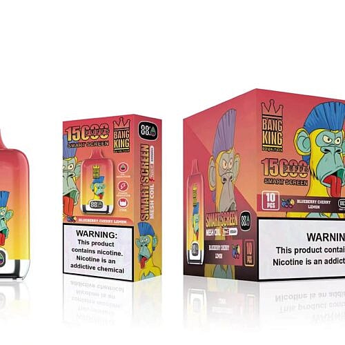 Ein farbenfrohes Dampfgerät samt Verpackung zeigt einen blauen Cartoon-Affen mit Krone und heraushängender Zunge. Der Dampfer hat einen Farbverlauf von Rot nach Gelb mit dem „Bang King“-Logo und einem digitalen Zugzähler mit der Anzeige „88“. Die Verpackung wirbt mit 15.000 Zügen, Blaubeer-Kirsch-Zitronen-Geschmack und Nikotinwarnungen.