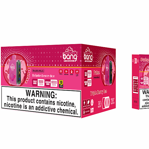 Imagen del producto y del empaque del vaporizador desechable Bang, con sabor "Triple Berry Ice", con una etiqueta de advertencia que dice "Este producto contiene nicotina, la nicotina es una sustancia química adictiva". El empaque destaca el modo "Pulse" con 9000 bocanadas y el modo "Regular" con 18 000 bocanadas, así como otros detalles técnicos.