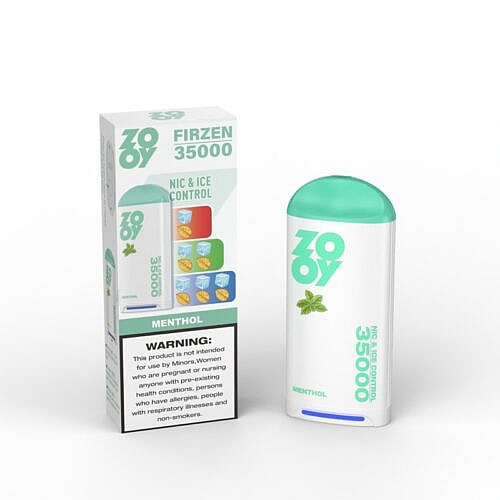Um dispositivo de vaporizador com sabor de mentol rotulado como 'ZOY FIRZEN 35000' exibido ao lado de sua embalagem colorida, exibindo recursos como 'NIC & ICE CONTROL' e um aviso sobre restrições de uso, tudo em um fundo branco.