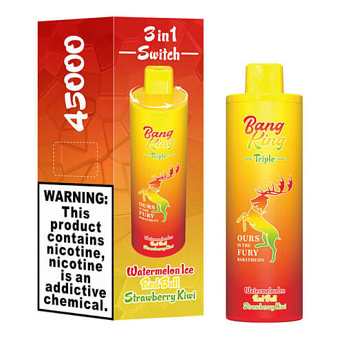 Uma embalagem colorida de produto para vaporizador com um recipiente cilíndrico amarelo rotulado como "Bang King Triple" com três opções de sabores: Watermelon Ice, Red Bull e Strawberry Kiwi, além de um aviso sobre nicotina no lado esquerdo.