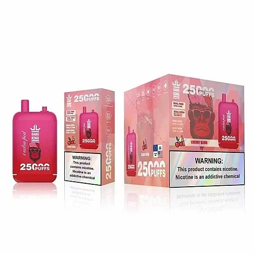 Un dispositivo per svapare monouso rosa da 2500 boccate, con confezione al gusto di ciliegia e con un avviso che la nicotina crea dipendenza.