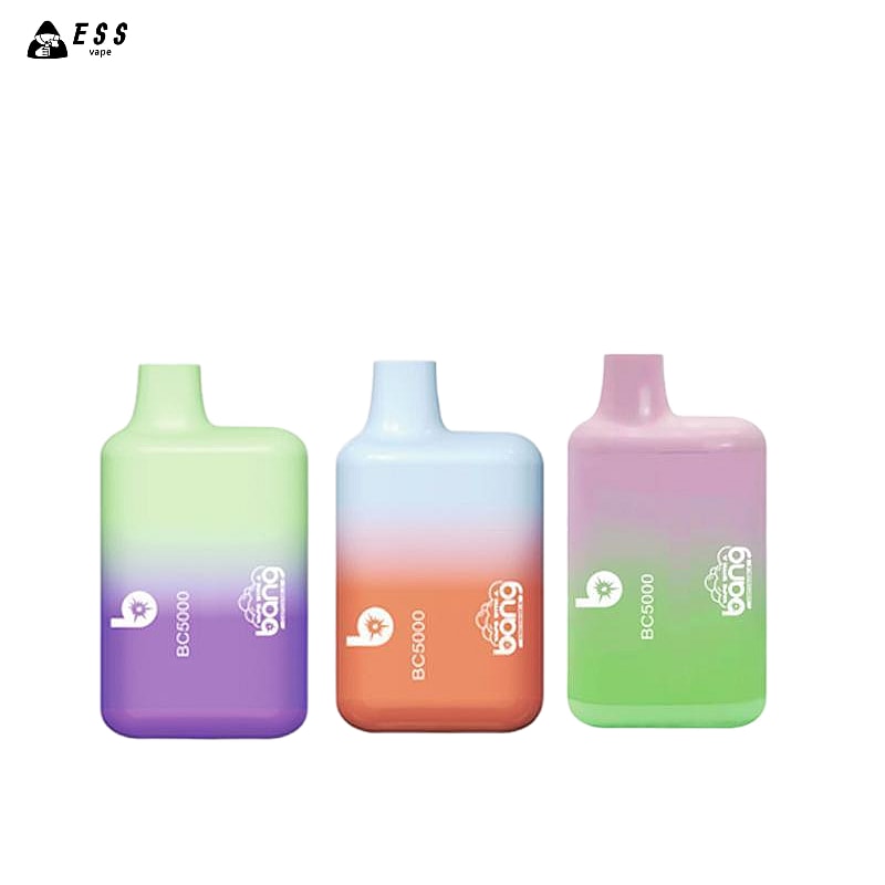 Tre dispositivi per svapare con colori sfumati nelle combinazioni verde-viola, blu-arancione e rosa-verde.